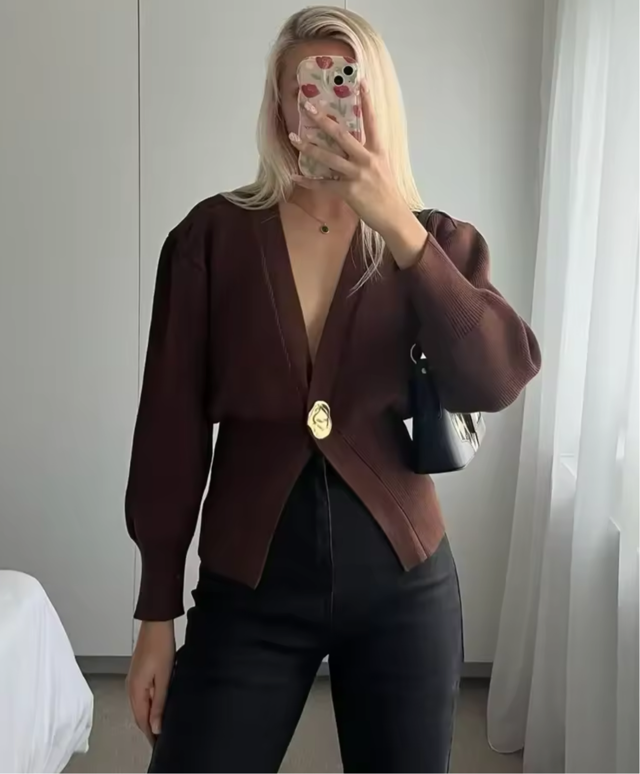 Detailed knitted cardigan