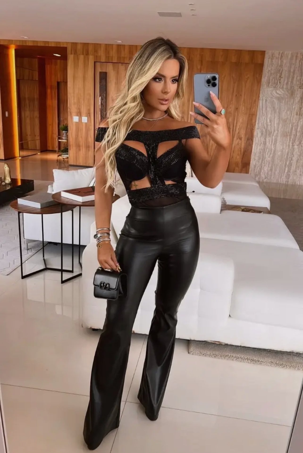 Fabricia Body