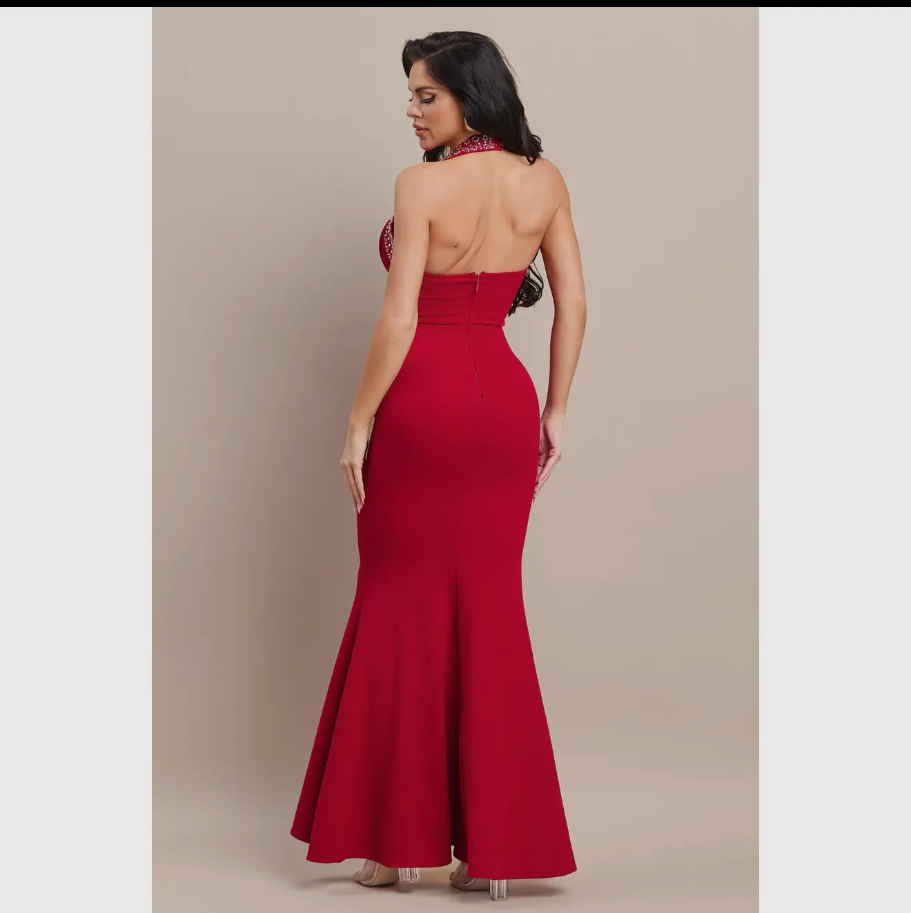 Beads Halter Neck Mermaid
Maxi Dress
