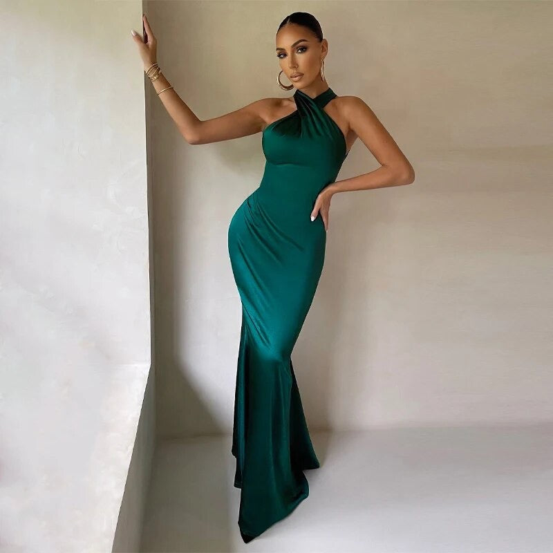 Backless dress