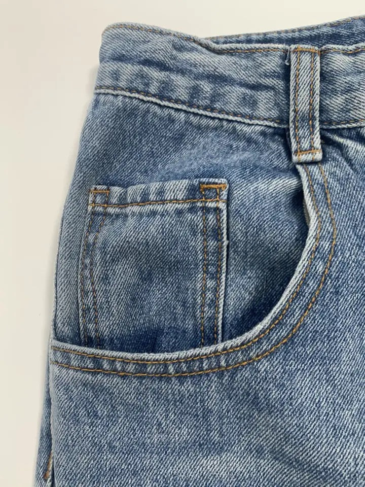 Loose leg denim