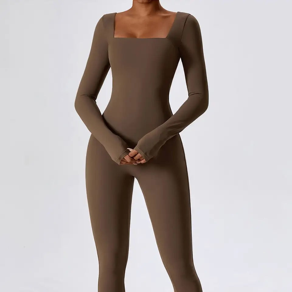 Jumpsuit long sleeved