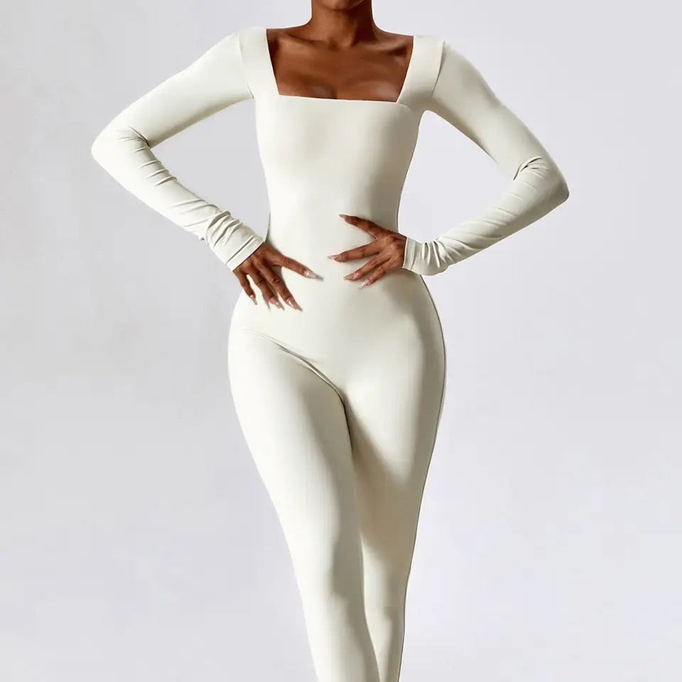 Jumpsuit long sleeved