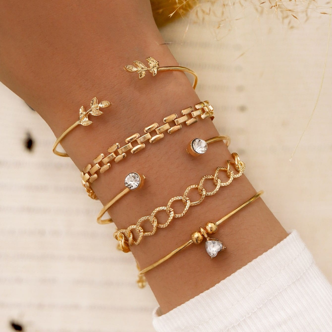 4pc Inlaid Green Gemstone Bracelet Set