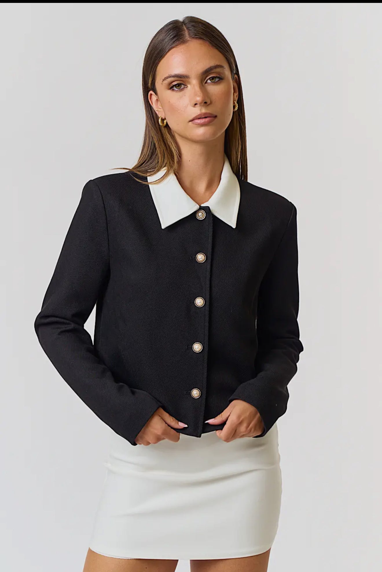 Collar Button Detail Blazer
Jacket